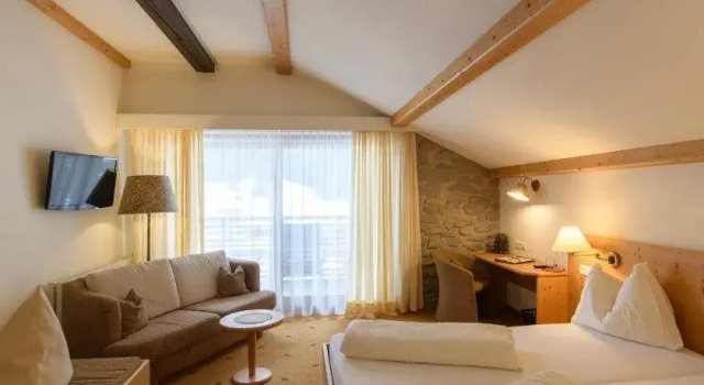 Hotel Alpenrose, Book Hotel Sankt Gallenkirch 