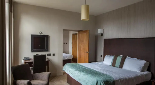 Семейный номер Standard Rosslea Hall Hotel