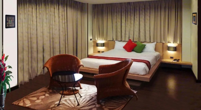 Апартаменты Deluxe Karon Suite Apartment