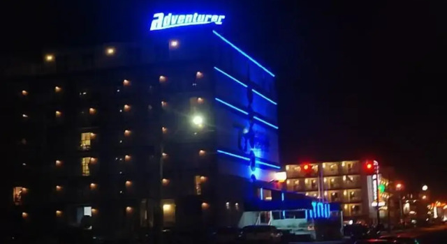 Adventurer Oceanfront Inn, Varaa Hotelli Hotellit Wildwoods Beach aamiaisella, Aamiainen