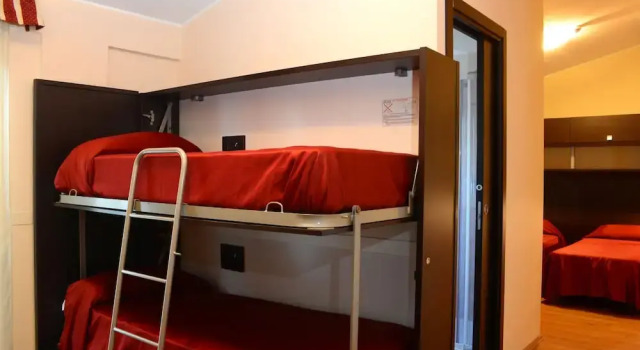 Standard- firedobbelt værelse med altan Hotel Iacone