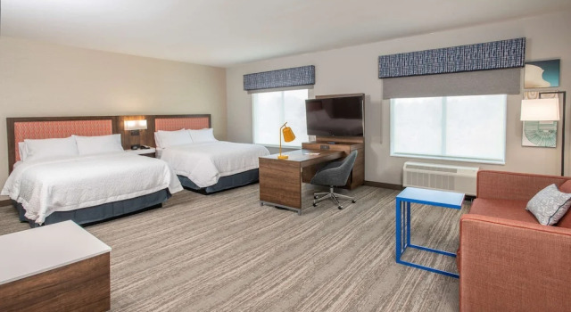 Четырёхместная студия Hampton Inn by Hilton Richwood Cincinnati South