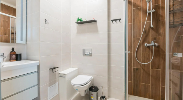 Апартаменты с балконом Almaty Apartments  в микрорайоне Самал-3