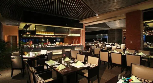 Oriental International Hotel Heyuan, Boek Hotel Hotels in Guangdong met parkeren, Parkeren
