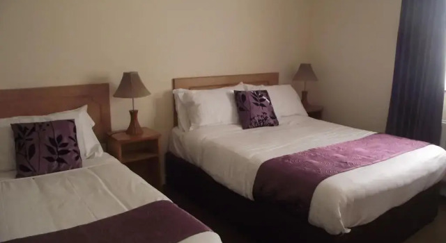 Caiseal Mara Hotel, Забронировать Отель Мовилл Inishowen