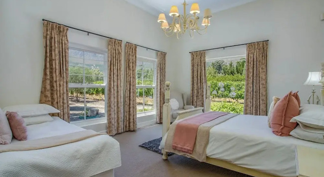 Коттедж Franschhoek Rose Cottages