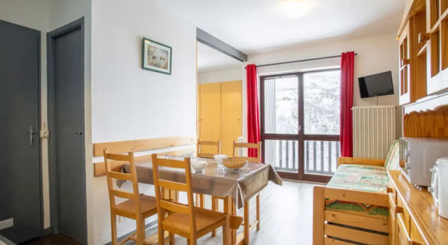 Villa Le Jetay Les Menuires 25610, Забронировать Вилла Виллы Овернь-Рона-Альпы, Вилла