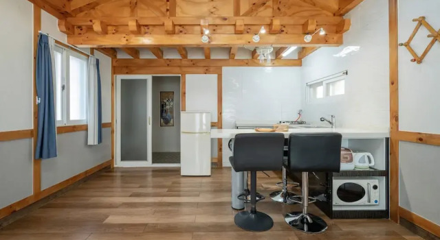 Коттедж c 1 комнатой Gapyeong Iris Pension