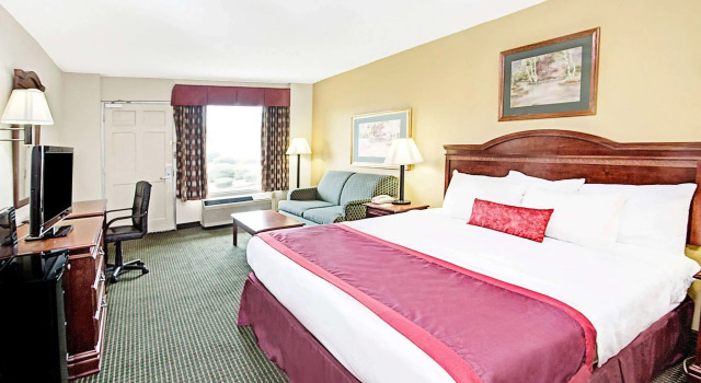 Ramada by Wyndham Walterboro, Забронировать Отель Отели Южной Каролины с завтраком, Завтраки