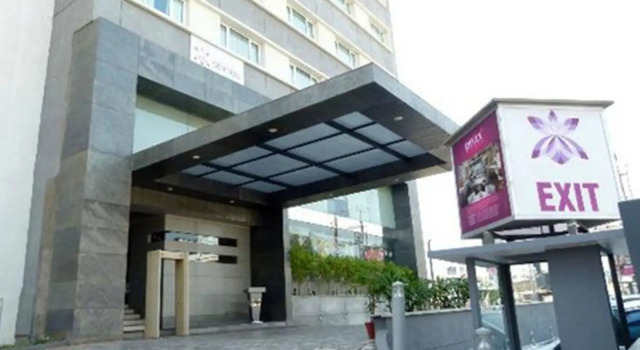 Royal Orchid Central Vadodara, Book Hotel Vadodara Gujarat