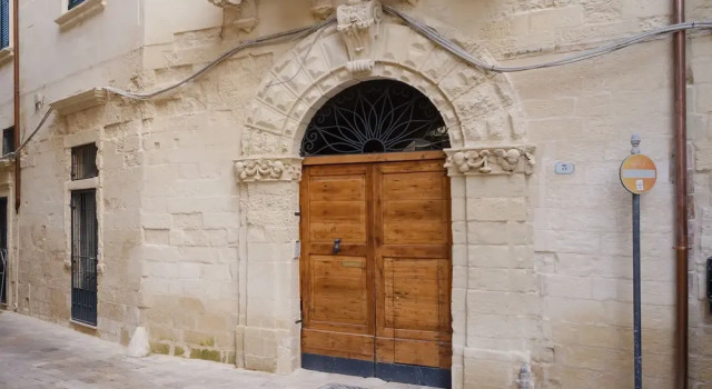 Morelli 3, Boek Hotel Lecce Salento