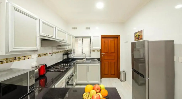 Апартаменты Pebble View Luxury Apartments