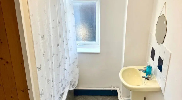 Апартаменты Cosy Leicester Apartment With 2 Bedrooms