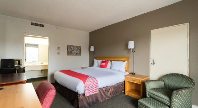 Двухместный номер Standard OYO Hotel Sumter SC Downtown