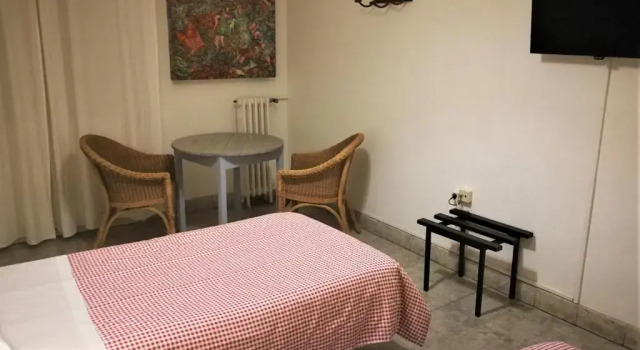 Четырёхместный номер Standard Hostal Montsoliu