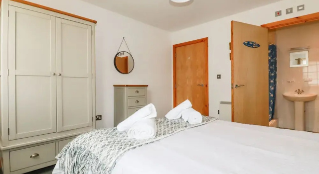 Flat 4
