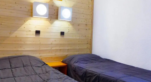 Appartement Méribel, 3 pièces, 6 personnes - FR-1-182-176