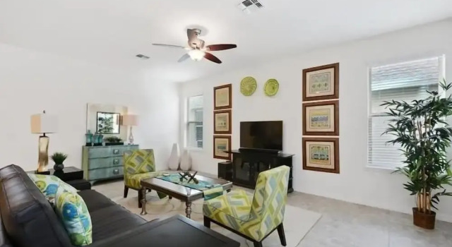 5 Bed Private Pool Home 10 Min From Disney 5 Bedroom Condo by RedAwning, Забронировать Отель Отели Давенпорт с парковкой, Парковка