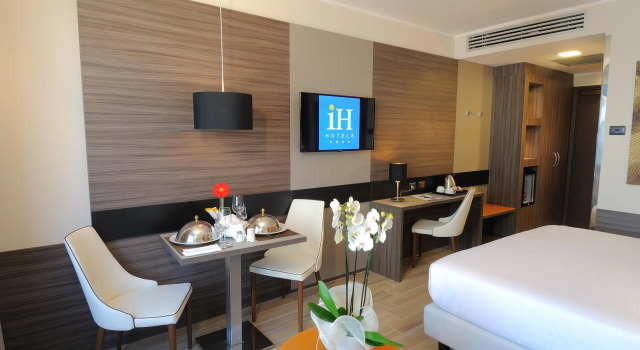 Одноместный номер French Bed iH Hotels Milano Lorenteggio