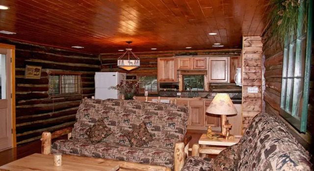 Triple R Cottages: 8, Забронировать Отель Эстес-Парк Rocky Mountain National Park, рядом с Trout Haven Fishing Pond