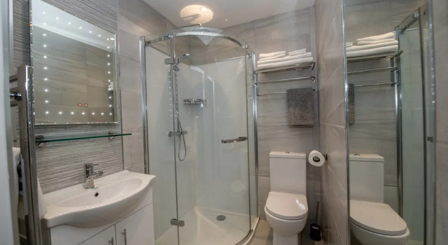 Номер Deluxe The James Suites