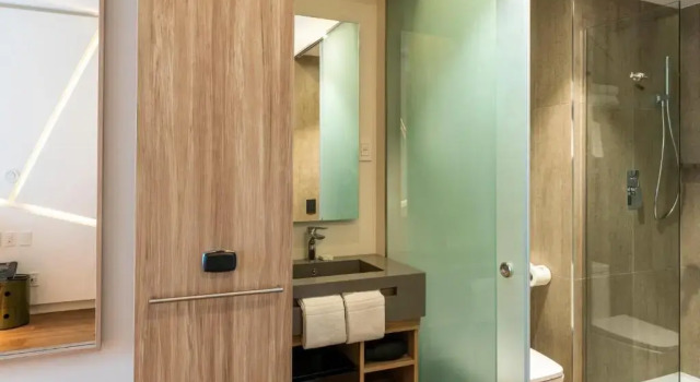 Двухместный номер Standard с балконом Hotel Nodo - El primer hotel de negocios en Chile