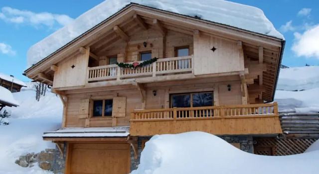 Chalet familial, 5 chambres, hammam, cheminée, près des pistes - FR-1-467-44, Забронировать Шале Виллы Овернь-Рона-Альпы, Вилла