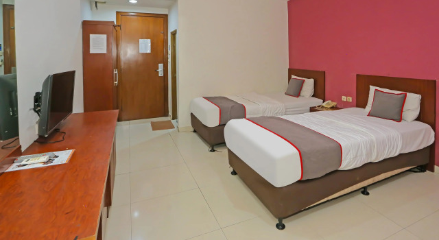 Двухместный номер Deluxe Townhouse OAK Hotel Fiducia Pasar Minggu