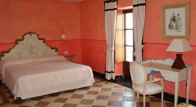 Полулюкс с балконом Hotel Casa Henrietta