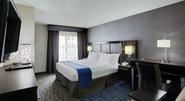 Двухместный номер Standard Holiday Inn Express Hotel & Suites Meadowlands Area by IHG