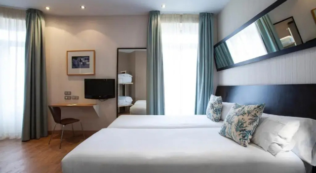 Четырёхместный номер Petit Palace Ruzafa