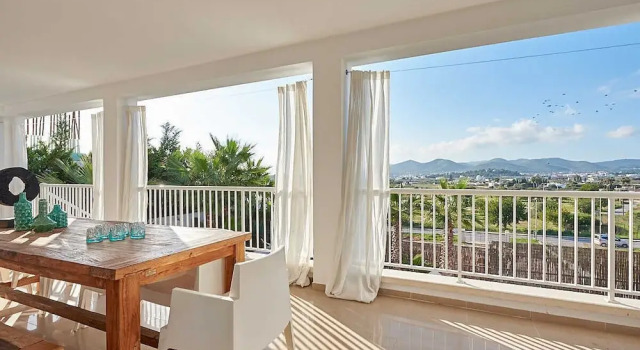 Вилла Luxury с 4 комнатами Villa Talamanca