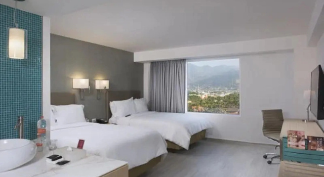Номер Standard с красивым видом из окна Fiesta Inn Puerto Vallarta Isla