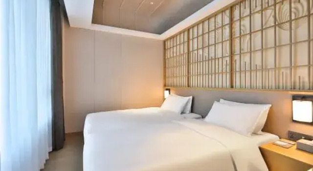 Люкс Deluxe Hyakumangoku Onsen Hotel