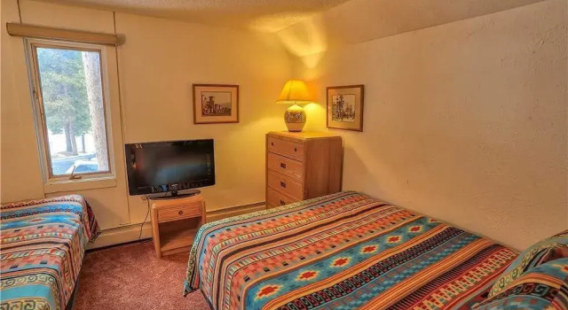 Gold Camp II E87 Apartment 2, Забронировать Апартаменты/квартира Апартаменты Брекенридж, рядом с Trygve's Platter Chair Lift, Апартаменты/квартира