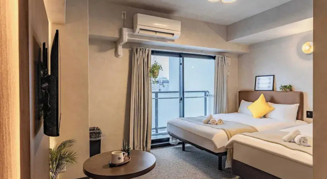 Трёхместный номер Standard с балконом Apartment Hotel 11 Kuromon 2