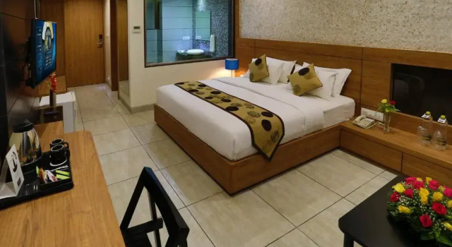 Клубный номер Premium Grand Kailash Hotel