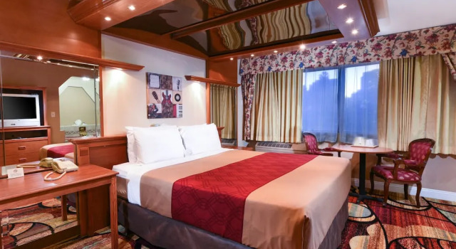 Двухместный люкс Vagabond Inn Long Beach