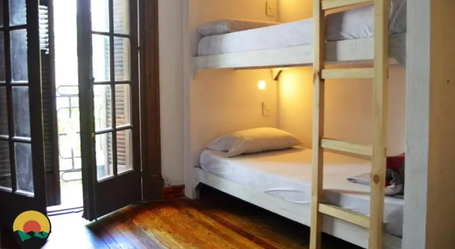 Кровать в общем номере (женский номер) Destino26 Hostel