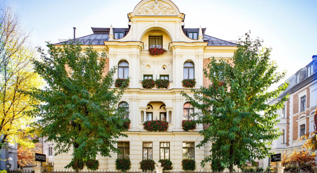 Hotel Uhland, Забронировать Отель Отели Мюнхена с завтраком, рядом с Церковь «Гражданский зал», Завтраки