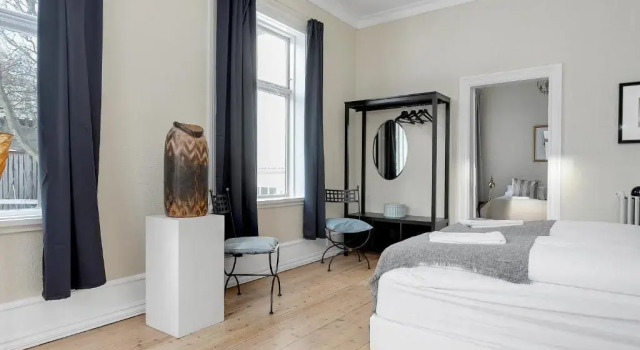 Апартаменты Sudurgata - Authentic Reykjavik Style Apartment