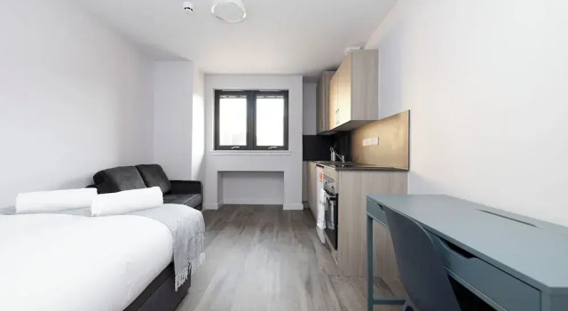 JOIVY Chic Studio near Holyrood Park, Забронировать Апартаменты/квартира Апартаменты Эдинбурга, рядом с Edinburgh University Collection of Historic Musical Instruments, Апартаменты/квартира