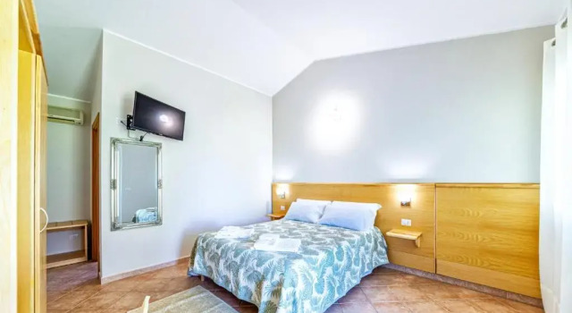 Agriturismo Is Cortillaris, Забронировать Фермерский дом Отели Полуострова Синис с парковкой, Парковка