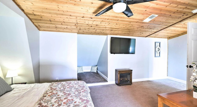 1 Mi to Nau: High-country Home w/ Gorgeous Views!