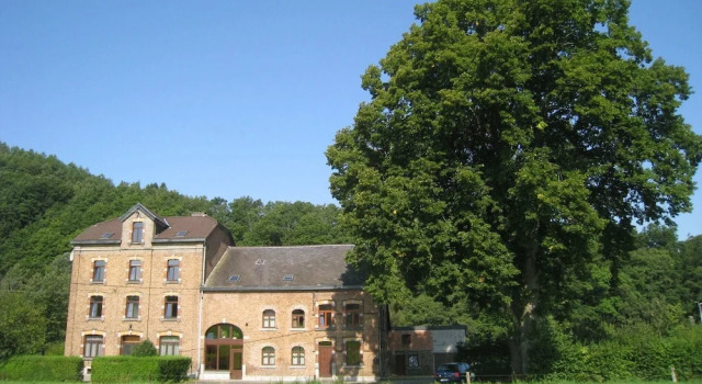 Ardennes Stay for 21 Guests, Забронировать Апартаменты/квартира Ставло 