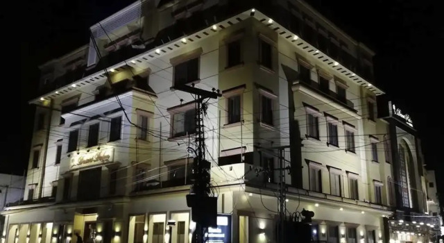 Desert Palm Hotel, Book Hotel Hoteller i Rahim Yar Khan med parkering, Parkering