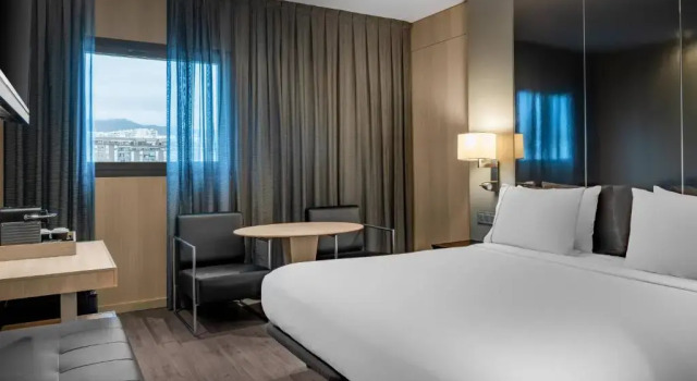 Двухместный номер Standard Plus AC Hotel Sants by Marriott
