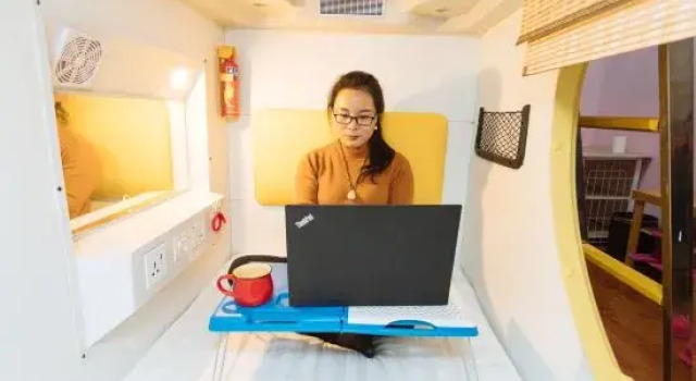 Кровать в общем номере Xi'an Xiaoyudian Apartment