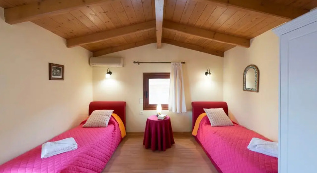 Aphrodite Villa, Boek Villa Almirida Kreta