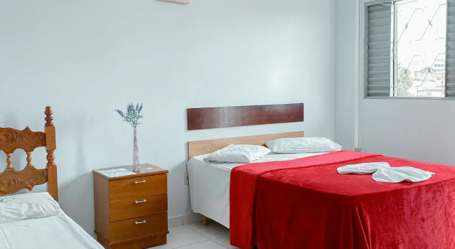 Manhattan Hotel, Забронировать Отель Калдас-Новас 